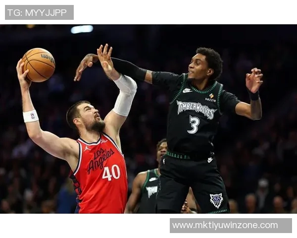 快船赛季开局惨淡仅6胜18负西部倒数第二比篮网更糟糕 快船赛季开局惨淡仅6胜18负西部倒数第二比篮网更糟糕