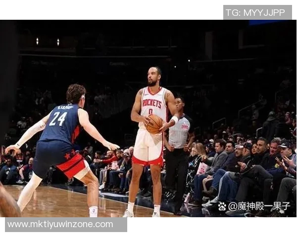 狄龙三分球表现出色砍下21分7篮板3助攻1抢断助球队获胜