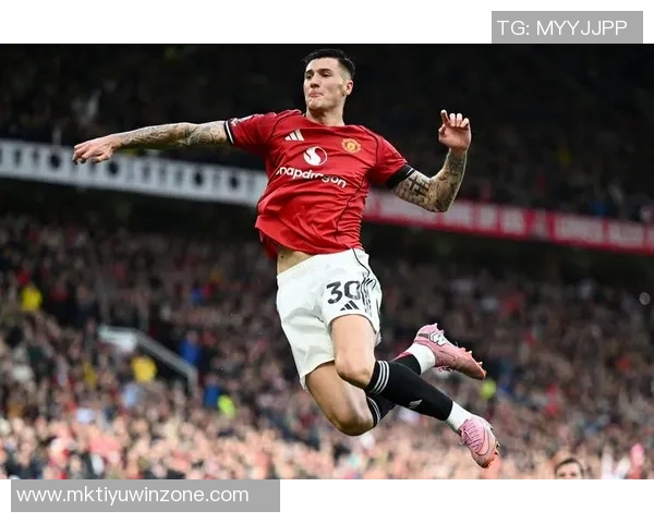 费迪南德称赞拉门斯稳定表现提升全队信心助力战胜桑德兰